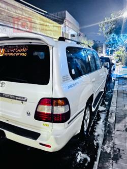 تويوتا لاندكروزر